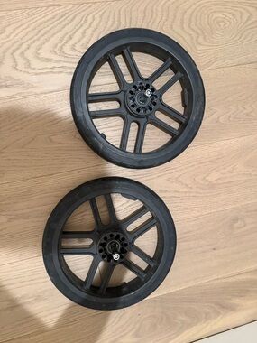 UPPAbaby vista back wheel replacement